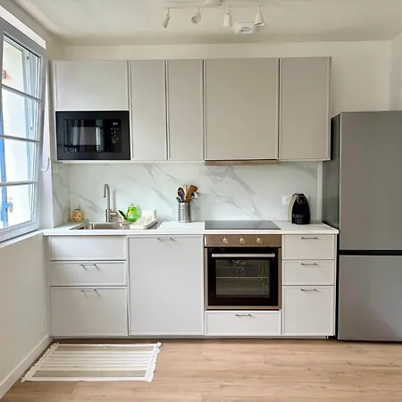 Benoit, Cosy, A Pied Apartment *